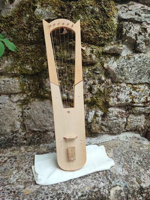 Lyre
